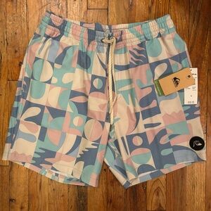 Quiksilver Men’s Mix Volley NWT